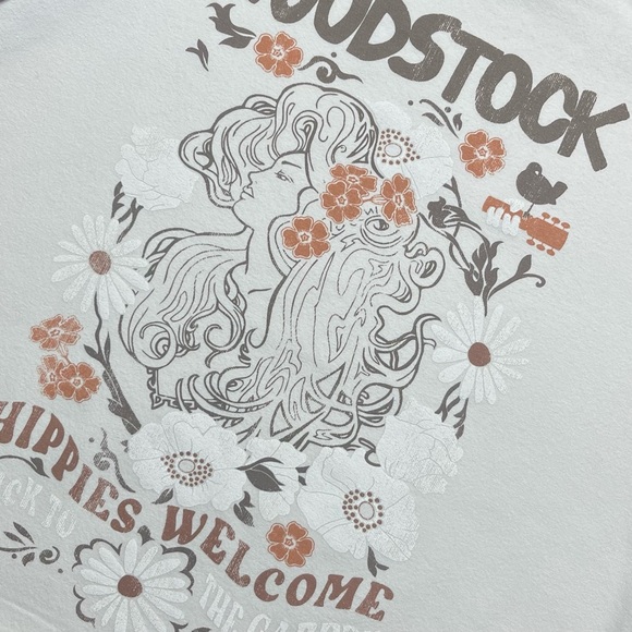 Woodstock l XL Hippies Welcome Novelty Graphic Festival Woman Hair Crop Tank Top - Picture 9 of 14